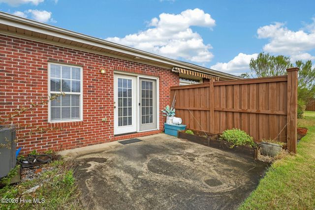 1212 Birkdale Drive, Winnabow, NC 28479