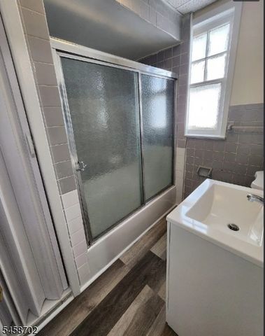 668 Clarkson Ave 4, Elizabeth City, NJ 07202