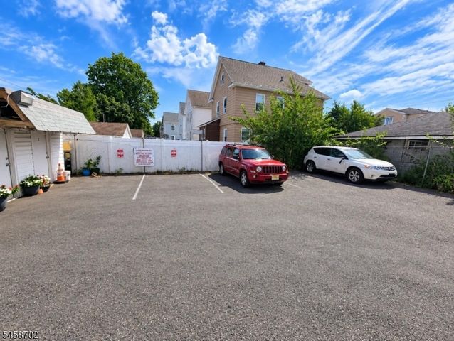 668 Clarkson Ave 4, Elizabeth City, NJ 07202