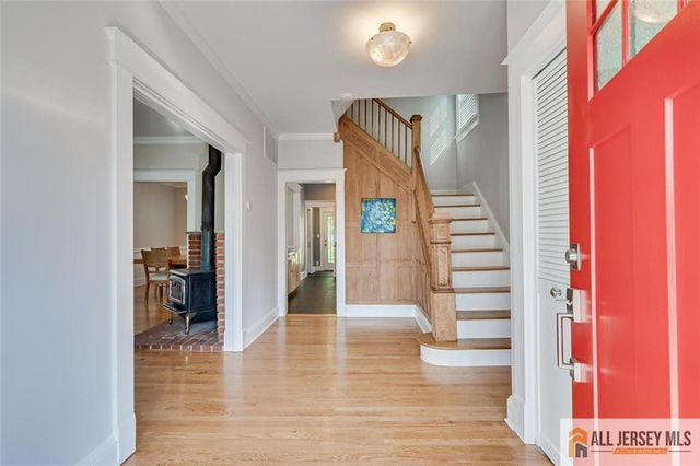 31 Riva Avenue, Milltown, NJ 08850