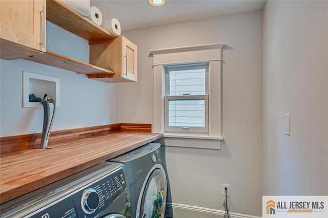 31 Riva Avenue, Milltown, NJ 08850