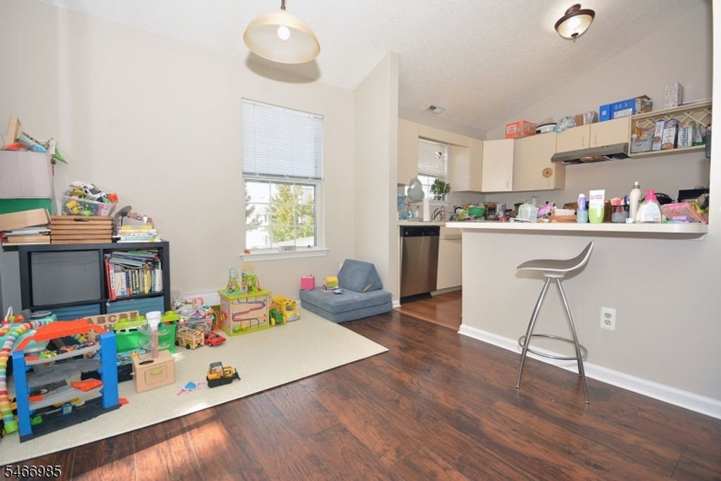 1312 Rustic Ct, Lawrence Twp., NJ 08648 — photo 5