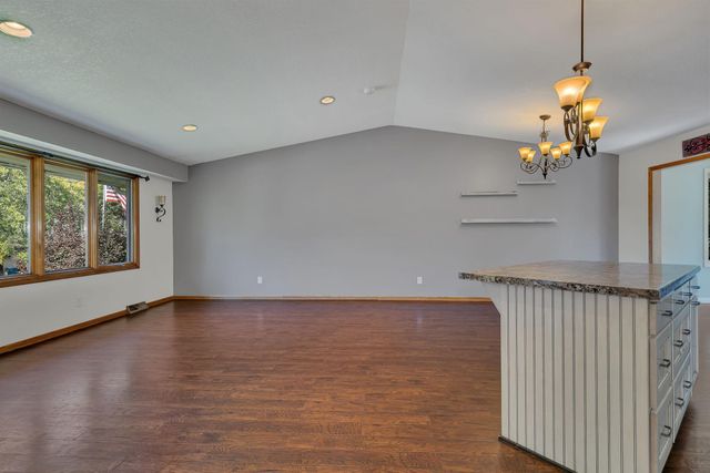 1214 7th Avenue N, Sauk Rapids, MN 56379