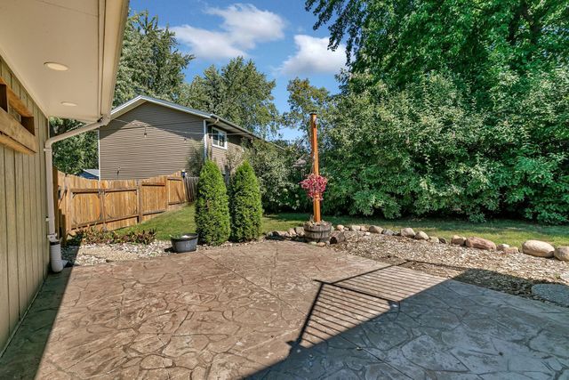 1214 7th Avenue N, Sauk Rapids, MN 56379