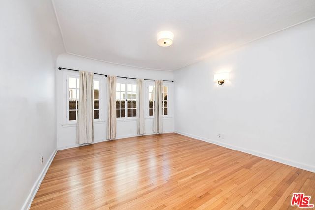 1217 S Genesee Avenue, Los Angeles, CA 90019