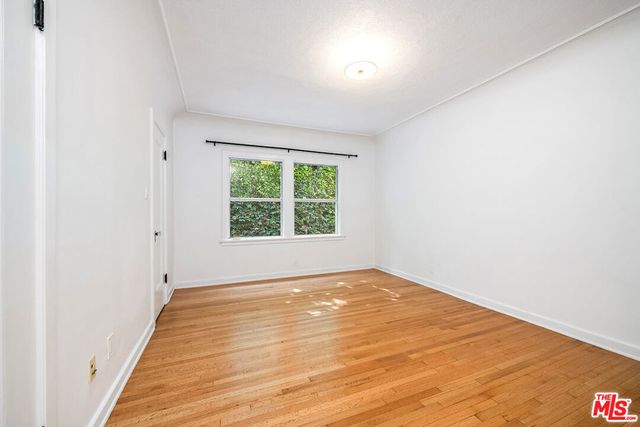 1217 S Genesee Avenue, Los Angeles, CA 90019