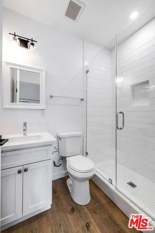 1217 S Genesee Avenue, Los Angeles, CA 90019