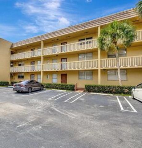 5860 NW 64th Avenue 201, Tamarac, FL 33319