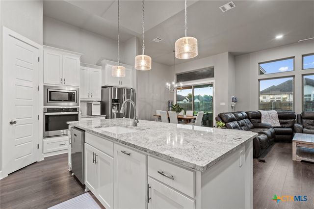 2716 Prairie Chapel Court, Temple, TX 76502