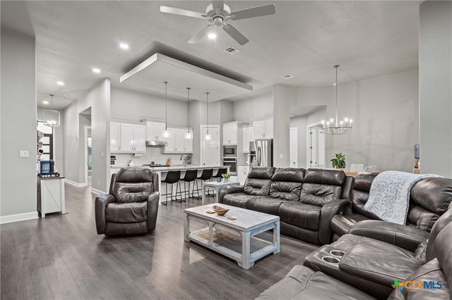 2716 Prairie Chapel Court, Temple, TX 76502