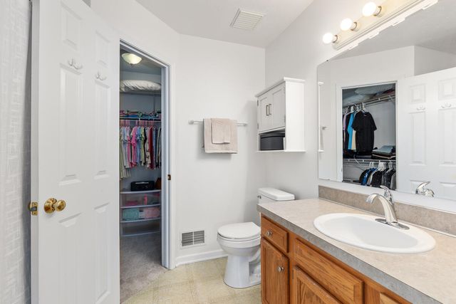 3531 Breton Valley Drive SE, Grand Rapids, MI 49512