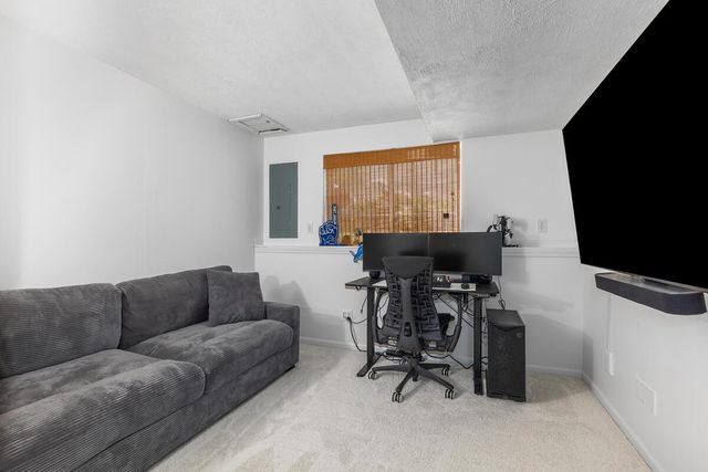 3531 Breton Valley Drive SE, Grand Rapids, MI 49512