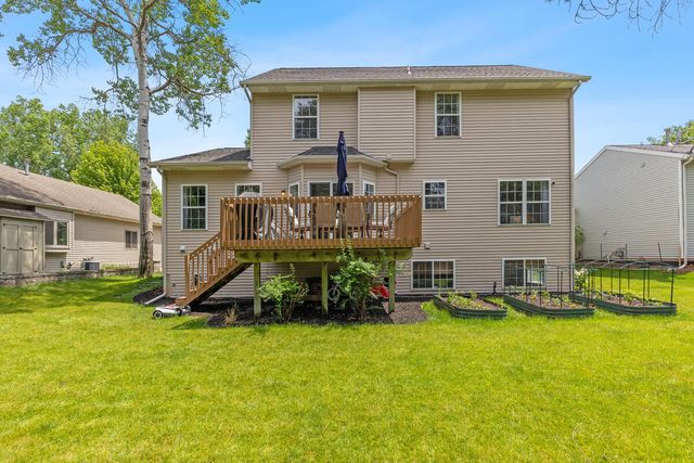 3531 Breton Valley Drive SE, Grand Rapids, MI 49512