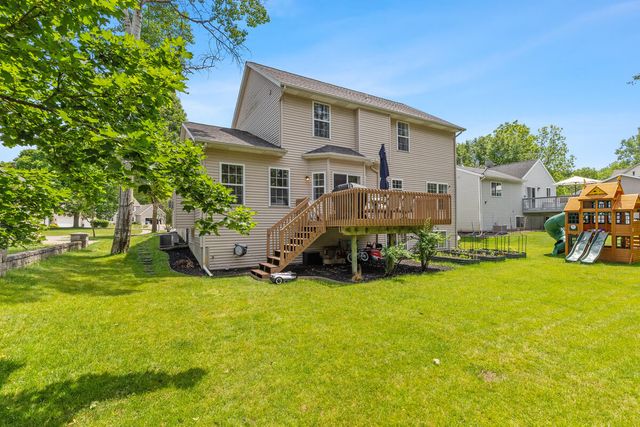 3531 Breton Valley Drive SE, Grand Rapids, MI 49512
