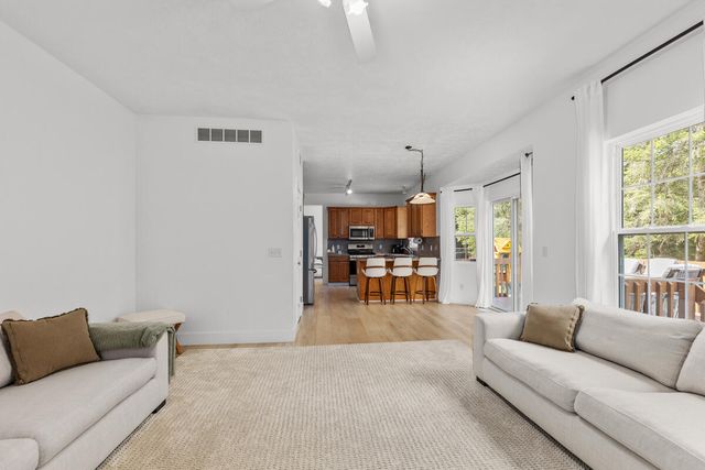 3531 Breton Valley Drive SE, Grand Rapids, MI 49512