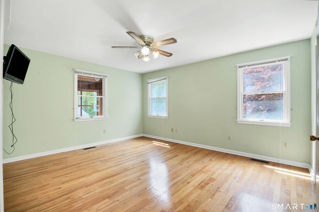 240 Cedarhurst Lane, Milford, CT 06461