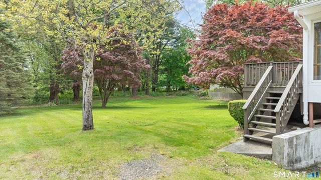 240 Cedarhurst Lane, Milford, CT 06461