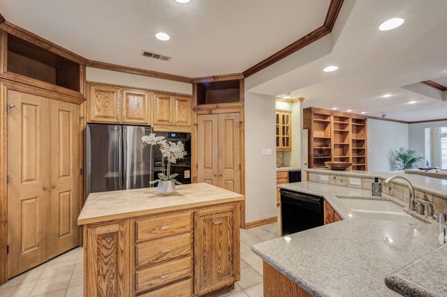 648 Laketrail Drive, Richardson, TX 75081
