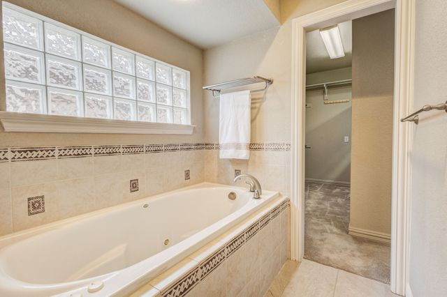 648 Laketrail Drive, Richardson, TX 75081