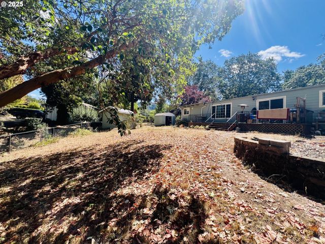 119 OAKBOURNE Ln, Winchester, OR 97495