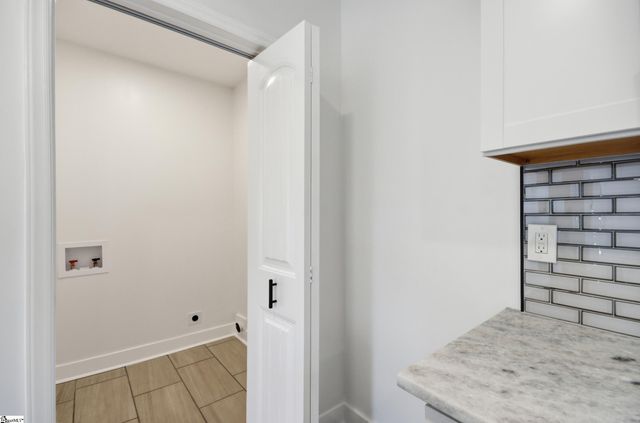 321 S High Street, Spartanburg, SC 29307