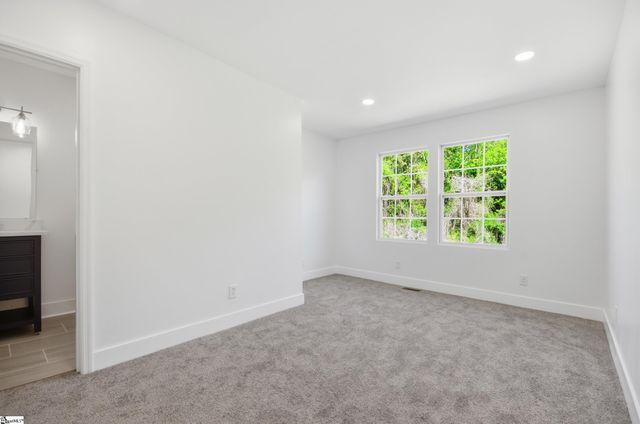 321 S High Street, Spartanburg, SC 29307