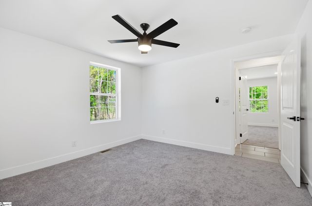 321 S High Street, Spartanburg, SC 29307