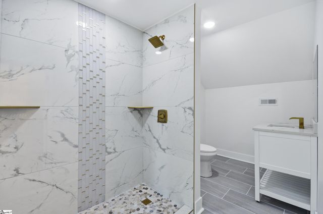 321 S High Street, Spartanburg, SC 29307