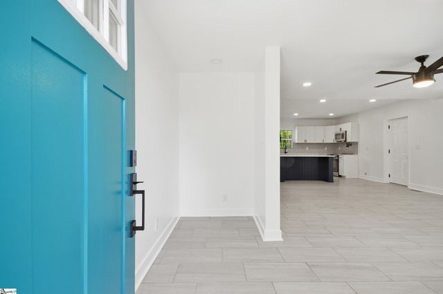 321 S High Street, Spartanburg, SC 29307