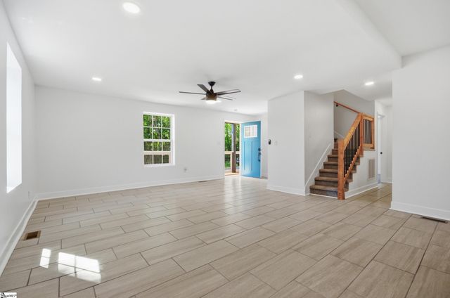 321 S High Street, Spartanburg, SC 29307