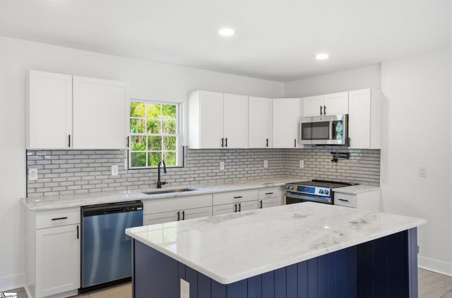 321 S High Street, Spartanburg, SC 29307