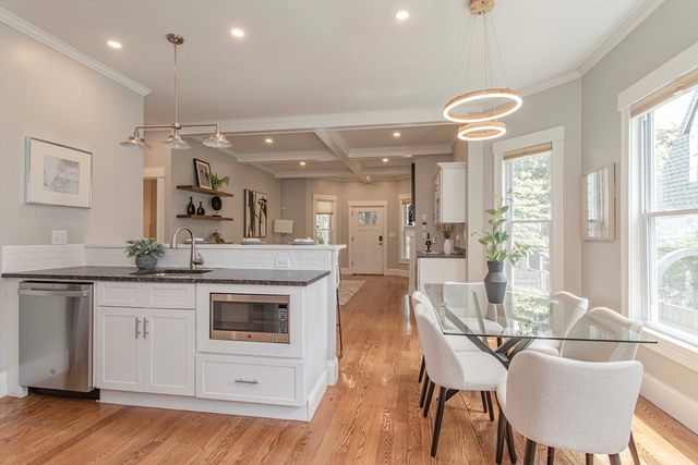 40 Harvard Street 1, Somerville, MA 02143