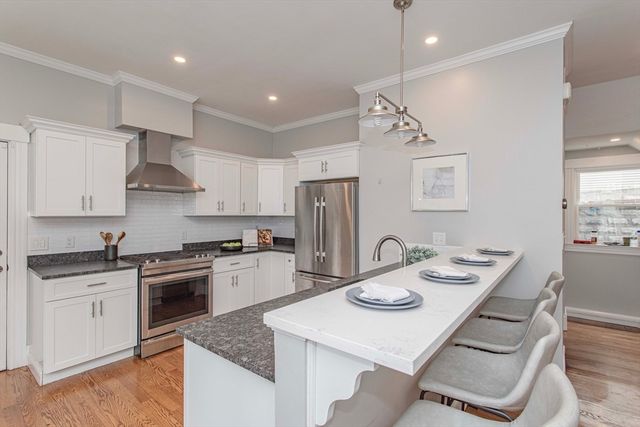 40 Harvard Street 1, Somerville, MA 02143