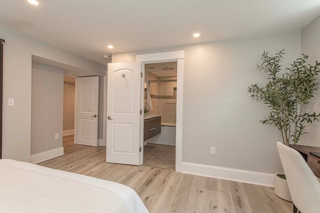 40 Harvard Street 1, Somerville, MA 02143