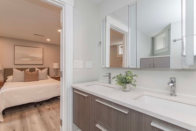 40 Harvard Street 1, Somerville, MA 02143