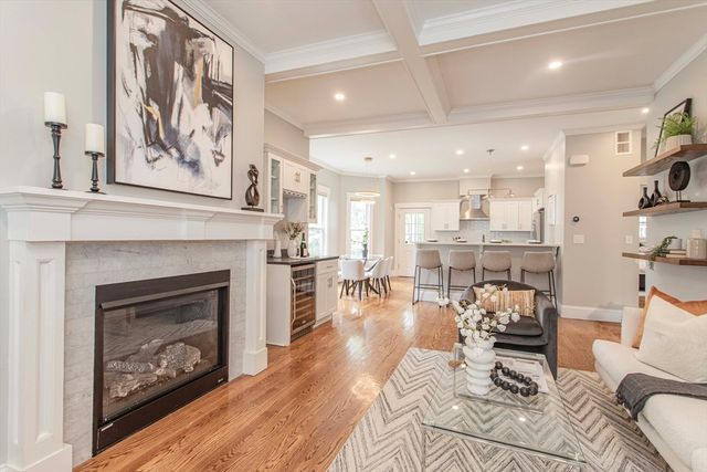 40 Harvard Street 1, Somerville, MA 02143