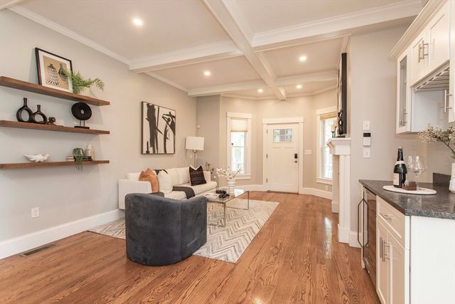 40 Harvard Street 1, Somerville, MA 02143