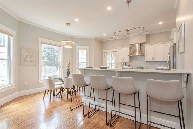 40 Harvard Street 1, Somerville, MA 02143