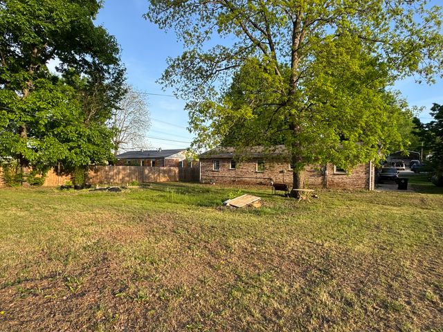 479 Carman Ave, New Johnsonville, TN 37134