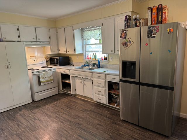 479 Carman Ave, New Johnsonville, TN 37134