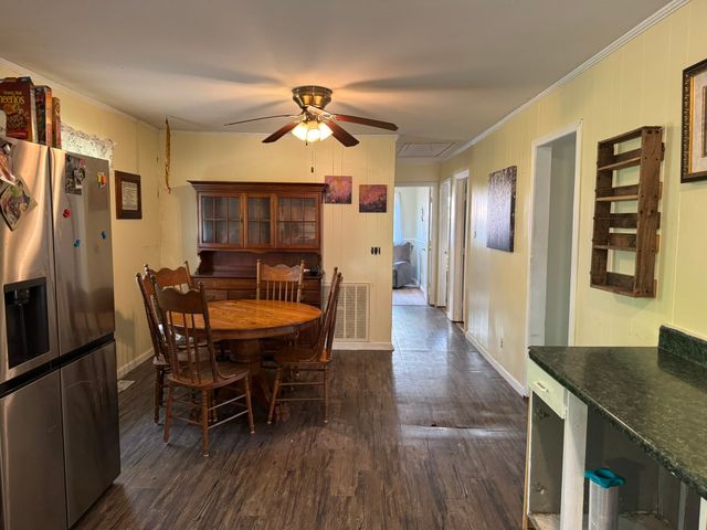 479 Carman Ave, New Johnsonville, TN 37134