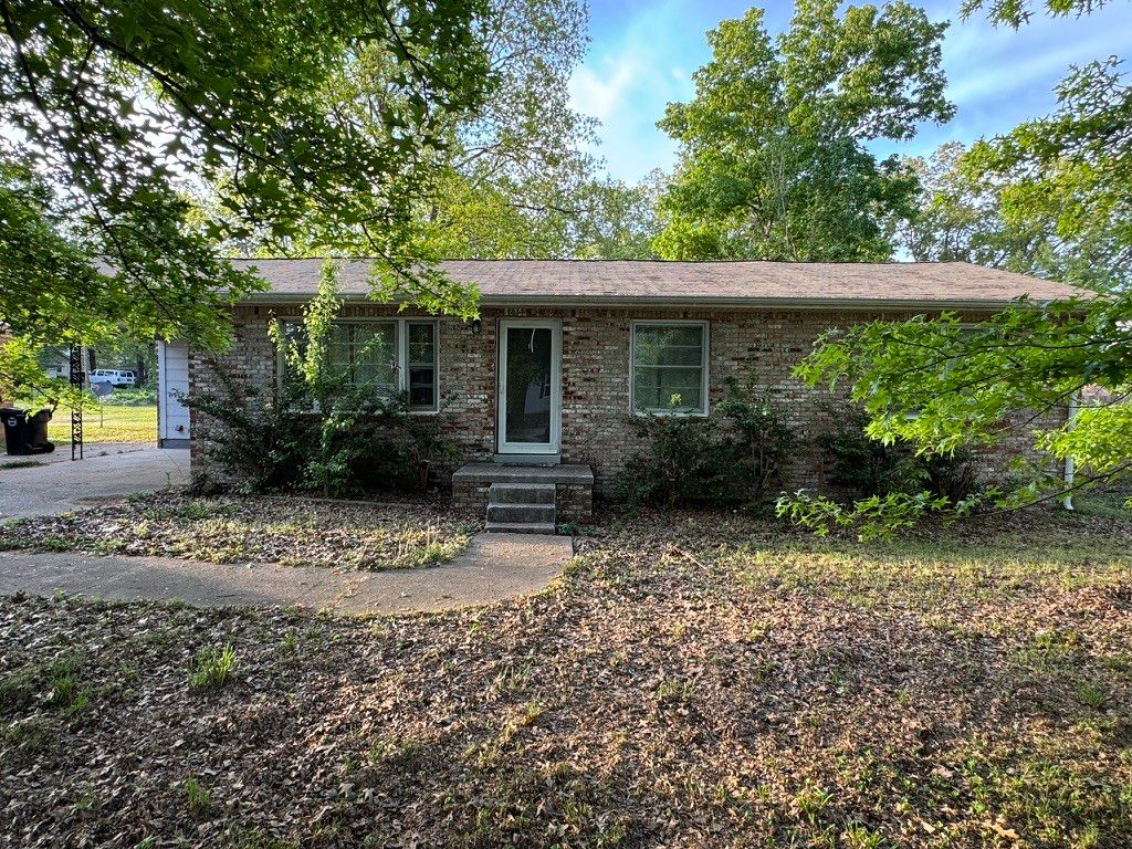 479 Carman Ave, New Johnsonville, TN 37134
