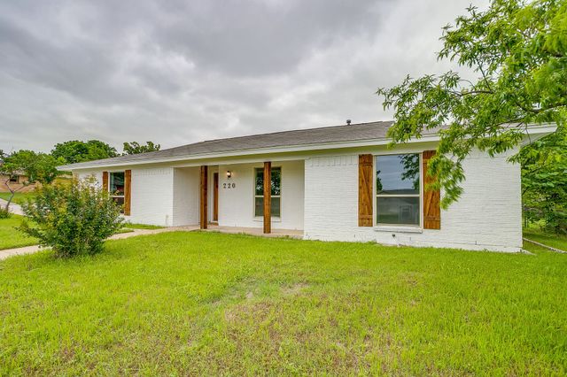 220 Rolling Hills Drive, Aledo, TX 76008