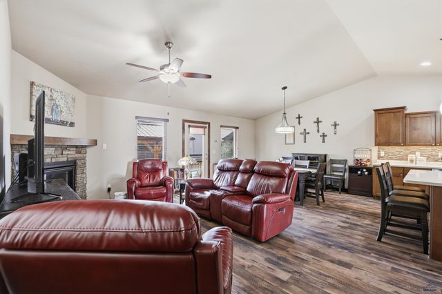 3003 PRINCETON CT, Rapid City, SD 57702