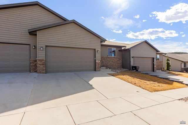3003 PRINCETON CT, Rapid City, SD 57702