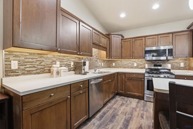 3003 PRINCETON CT, Rapid City, SD 57702