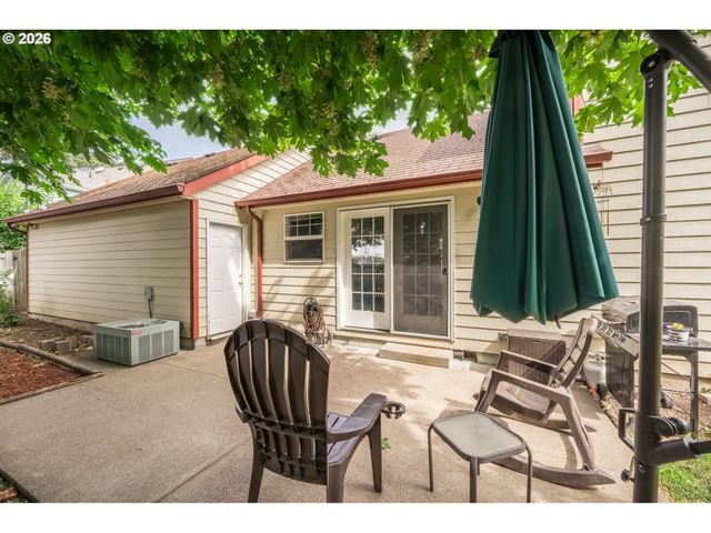 2015 CHASE Loop Sw, Albany, OR 97321