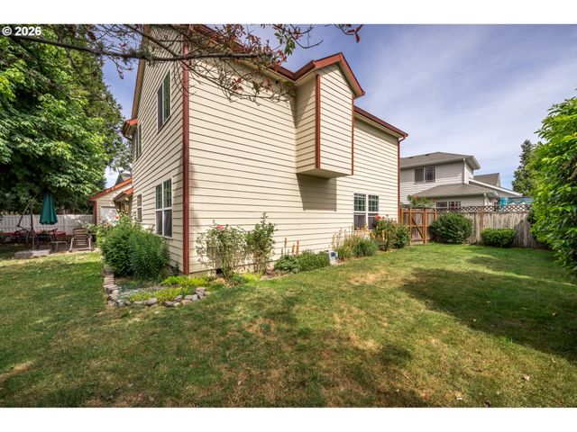 2015 CHASE Loop Sw, Albany, OR 97321
