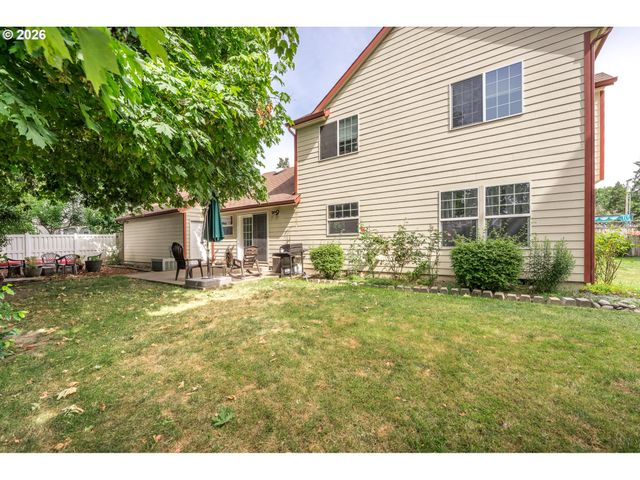 2015 CHASE Loop Sw, Albany, OR 97321