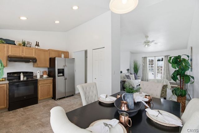 9391 Jacob Lane, Cicero, NY 13029